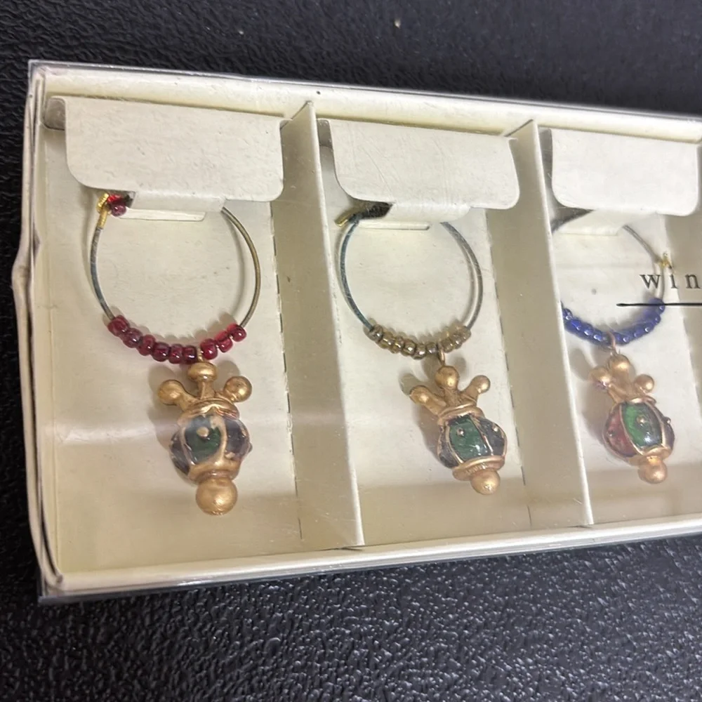 New Pier 1 Imports Elegant Beaded Wine Charms Set
